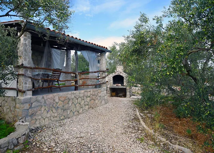 House Viola Vikendica *