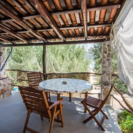 House Viola Vakantiehuis Otok Zizanj